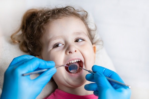 pediatric-dentist-2202